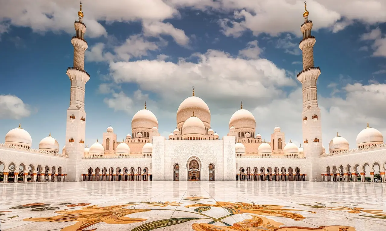 Sheikh Zayed Grand Mosque: A Must-Visit Jewel of Abu Dhabi