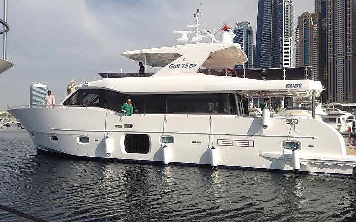 75 ft private yacht dubai rent yacht