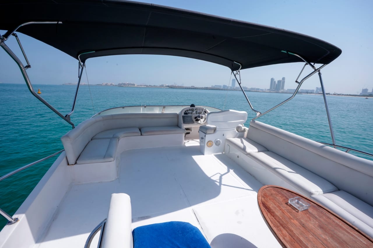 Dubai Yacht Tour