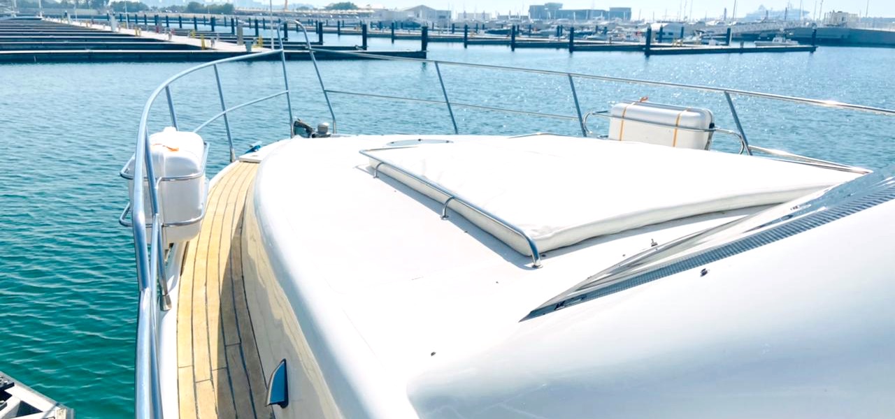 Dubai Yacht Tour